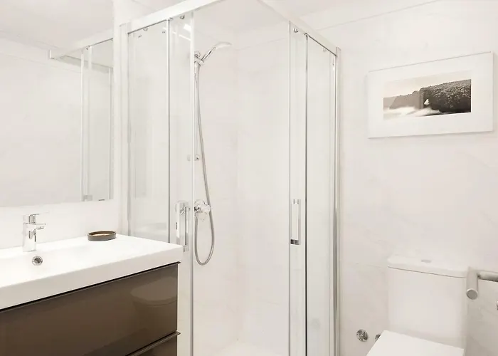 Big Families & Groups Bonjardim Views 5 Bedrooms 3 Bathrooms *