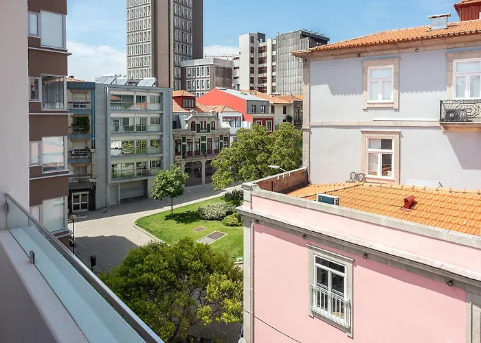 Big Families & Groups Bonjardim Views 5 Bedrooms 3 Bathrooms Lägenhet *