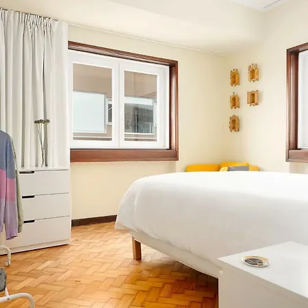 Apartment Big Families & Groups Bonjardim Views 5 Bedrooms 3 Bathrooms