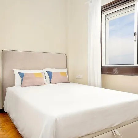 Big Families & Groups Bonjardim Views 5 Bedrooms 3 Bathrooms Lägenhet Oporto